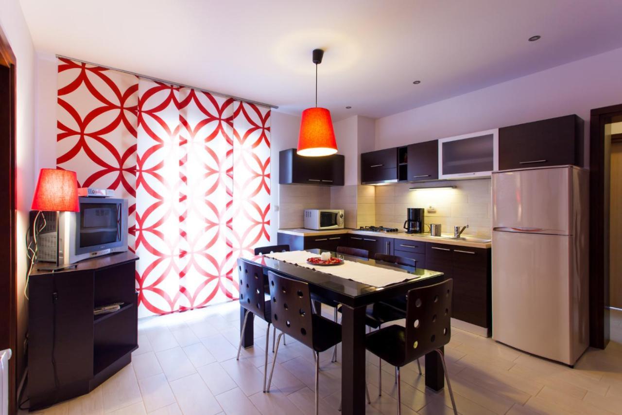 Apartments Banic Porec Exterior photo