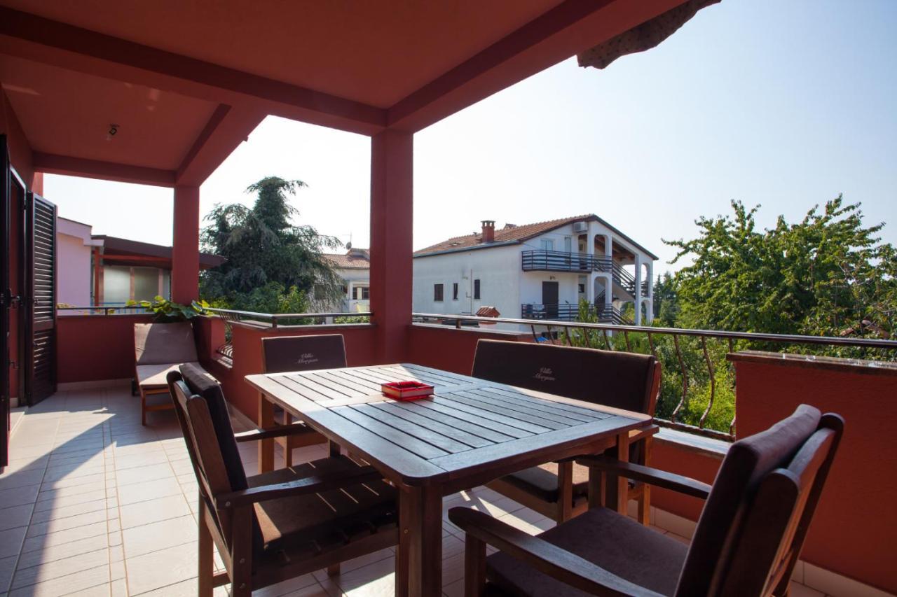 Apartments Banic Porec Exterior photo