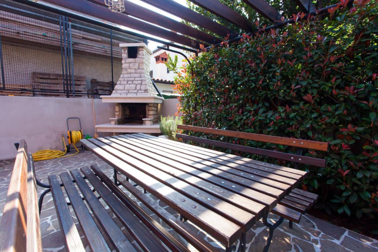 Apartments Banic Porec Exterior photo